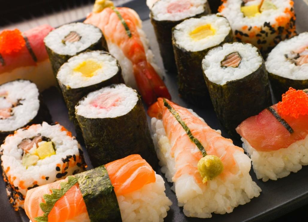 别emo了吃喝才是正事有关美食的文案