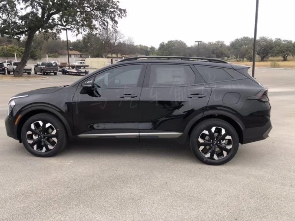 曝起亚全新狮跑外观,新一代起亚狮跑官图