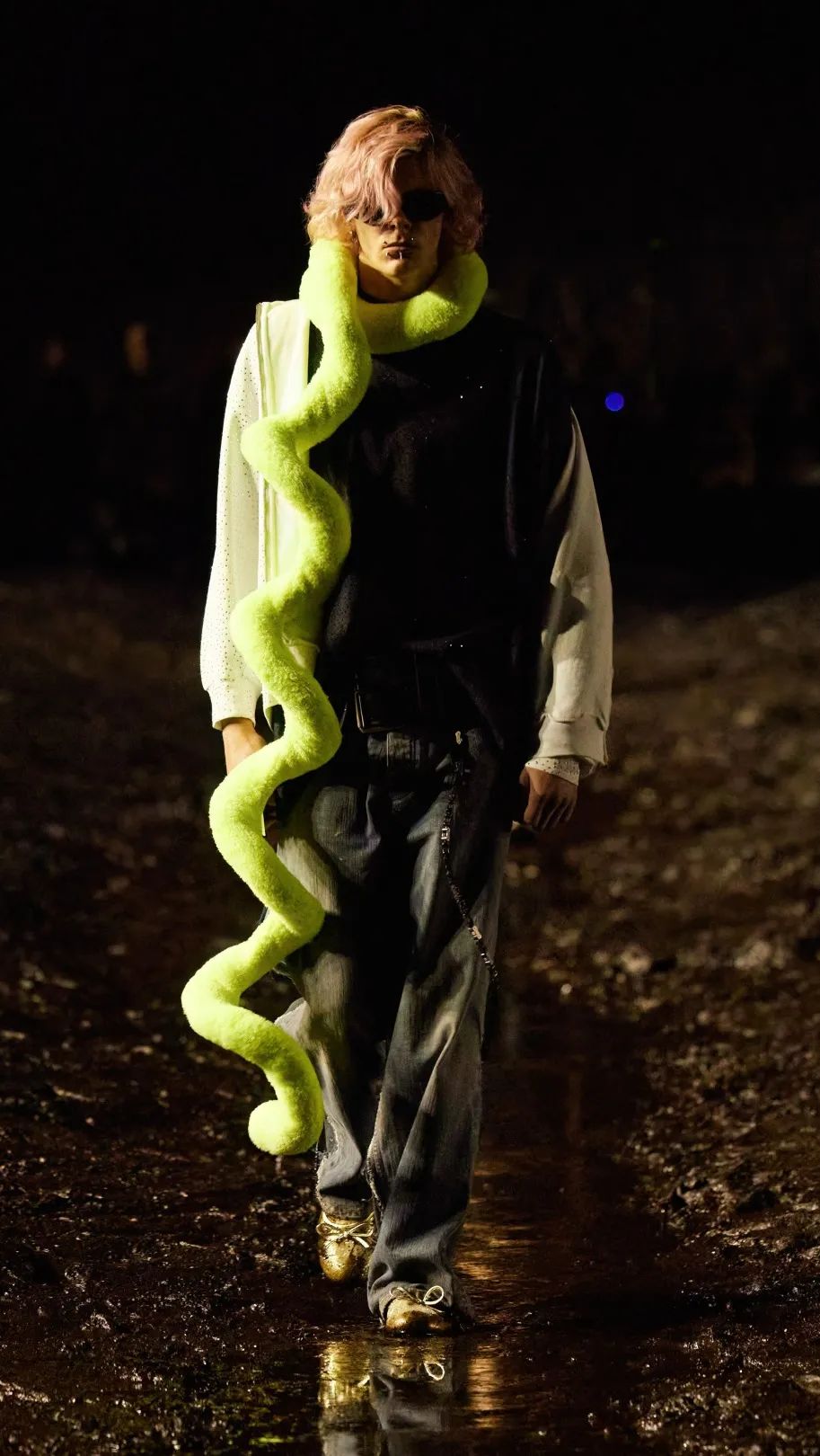 balenciaga泥土秀,balenciaga秀