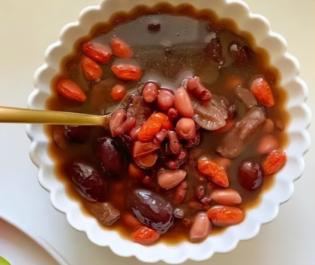 为什么会月经过后有褐色分泌物,为什么月经结束后出现褐色分泌物