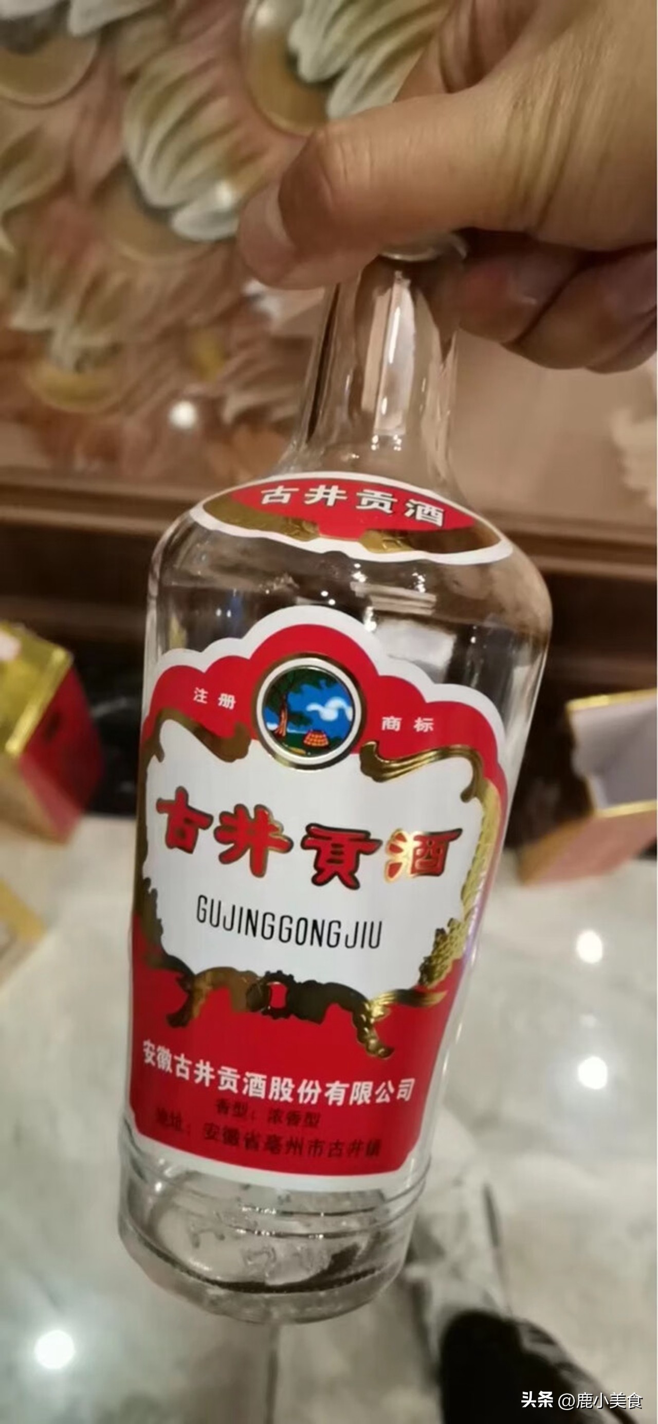 购买白酒时如何判断酒的真假,白酒选购