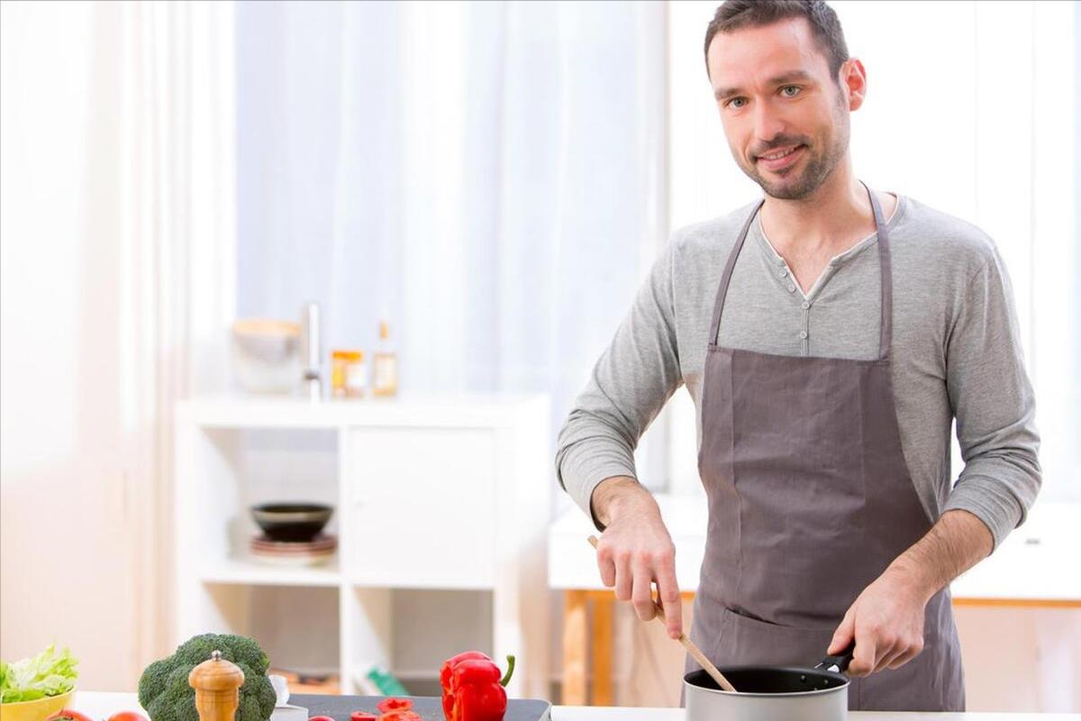 一位单身女青年的疑问：同房时，男人尿尿和射精会同时发生吗？