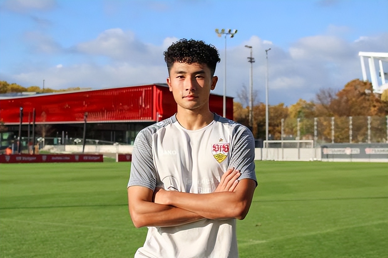 送2人去德甲队！武汉三镇“引进来、走出去”，2步走不误中超争冠