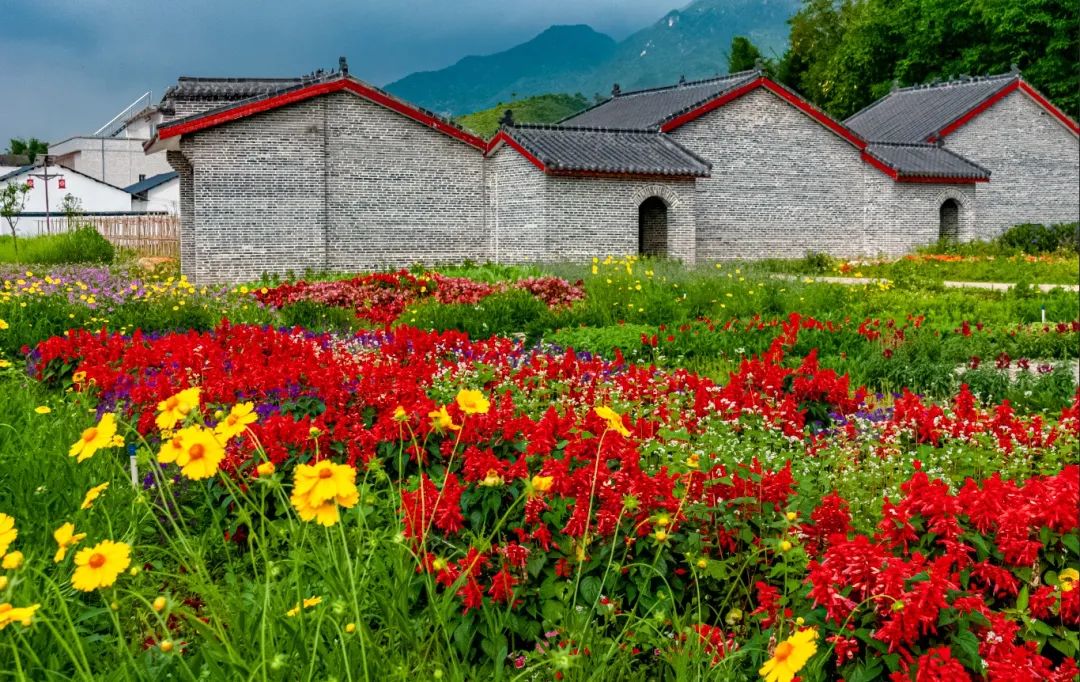 閲戠涔嬬害,閲戠鍗佹湀鍥藉簡涓鍋囨湡浣忓鏀荤暐