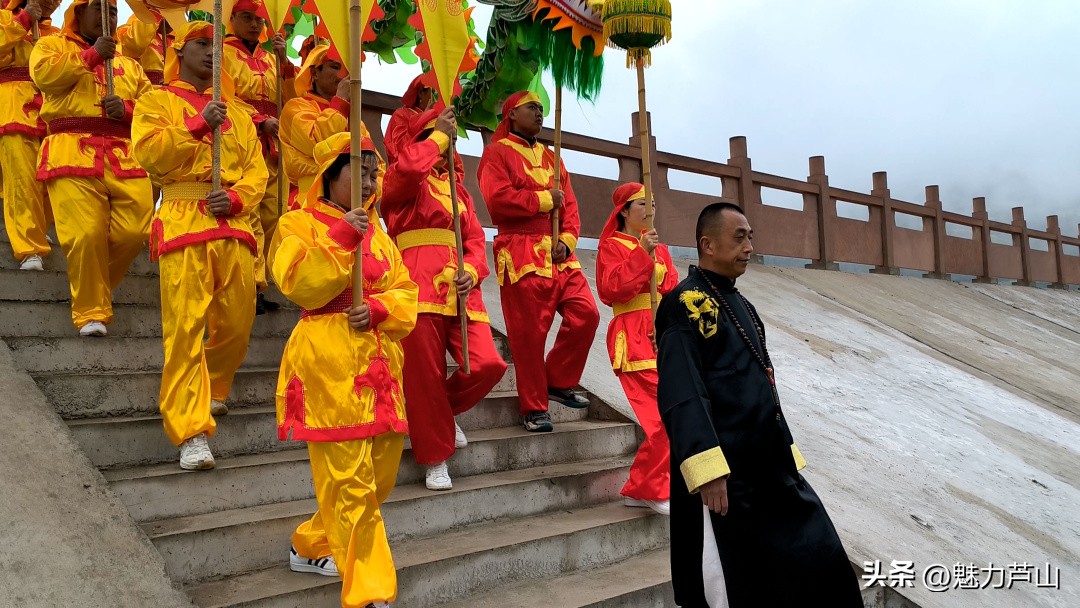 龙门古镇举行第二届二月二龙抬头《天行健舞龙珠》民俗文化节暨春游龙门活动