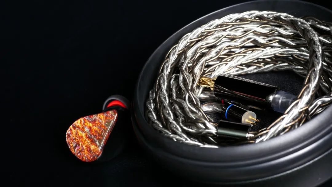 打虎亲兄弟——AFUL致音P8、P5多单元高性价比圈铁耳机