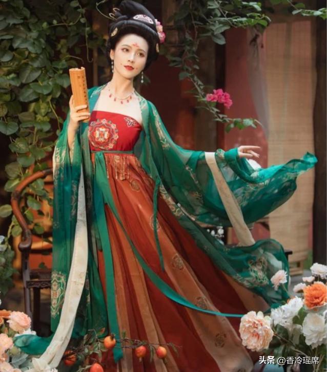 唐代亲王服饰特点,唐代仕女服饰特点