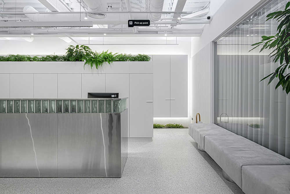 自由畅想云科技公司SQUAD基辅总部大楼设计欣赏