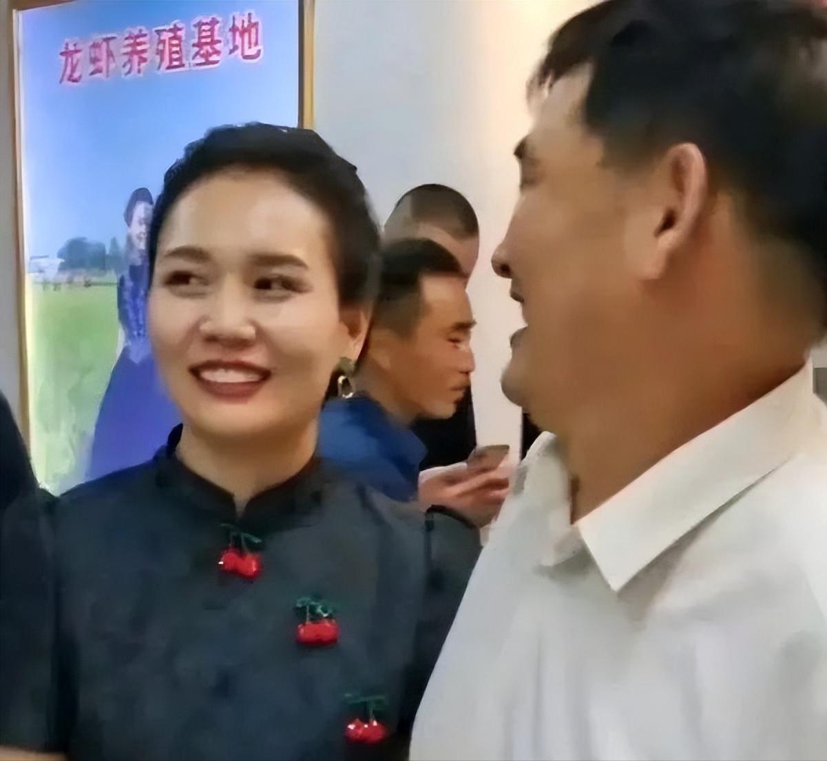 大衣哥朱之文采访完整版,大衣哥朱之文安徽