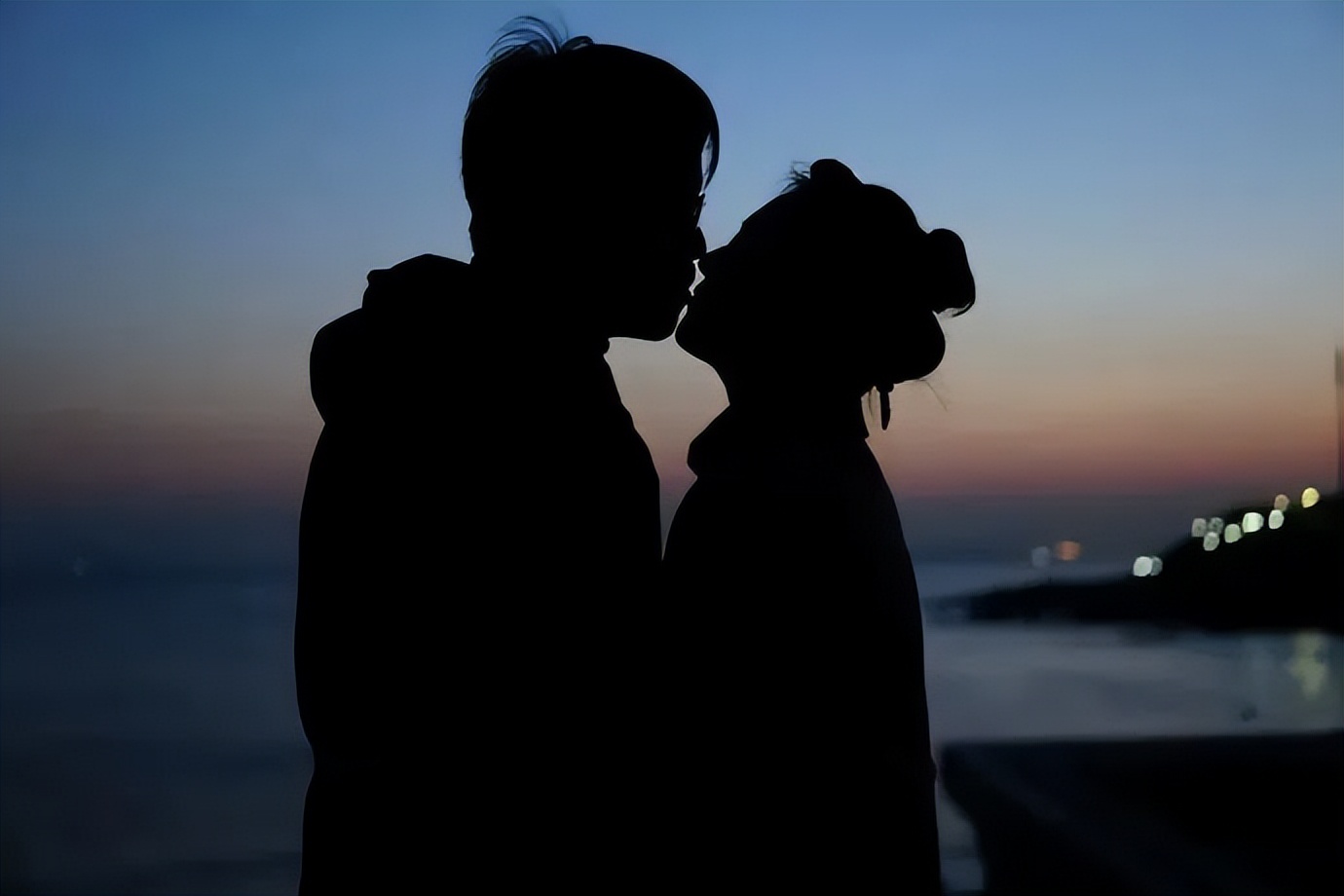 青岛涵碧楼哪个餐厅好,青岛涵碧楼夜晚