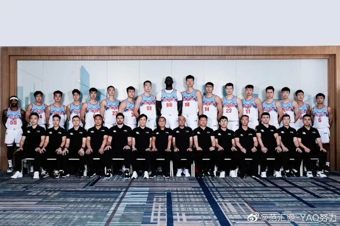 新疆克莱蒙斯砍下58分精彩回放,新疆广汇今日比分