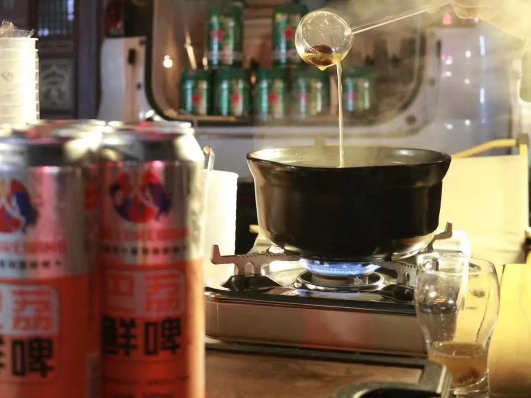 世界杯上卖的啤酒,世界杯100元啤酒