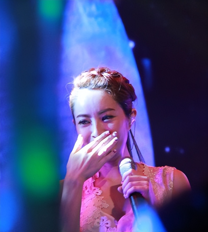 娱乐圈的假戏真做，撕开了女演员“清白”的最后一块“遮羞布”