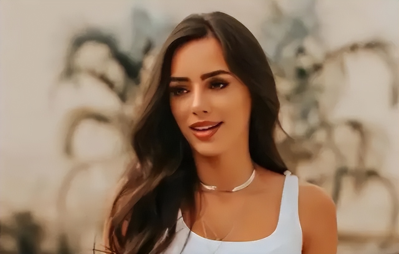 盘点世界杯的球王太太团,世界杯32强当家球星