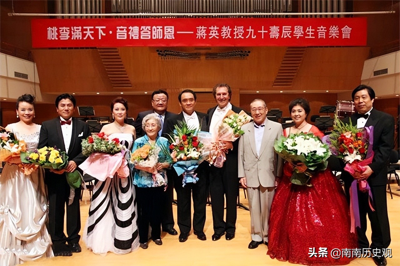 钱学森的夫人蒋英罕见照,钱学森夫人蒋英个人资料