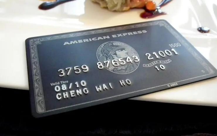 全球亿万富豪黑卡,世界限量的88张富豪黑卡