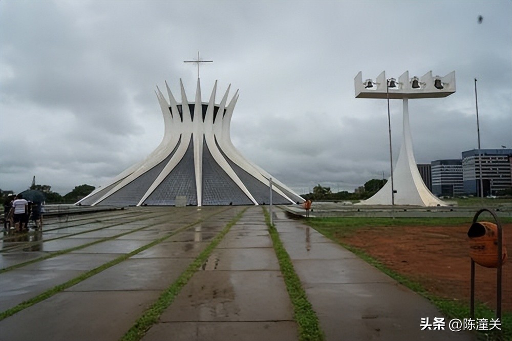 巴西的人口面积是多少,巴西全国人口面积及gdp