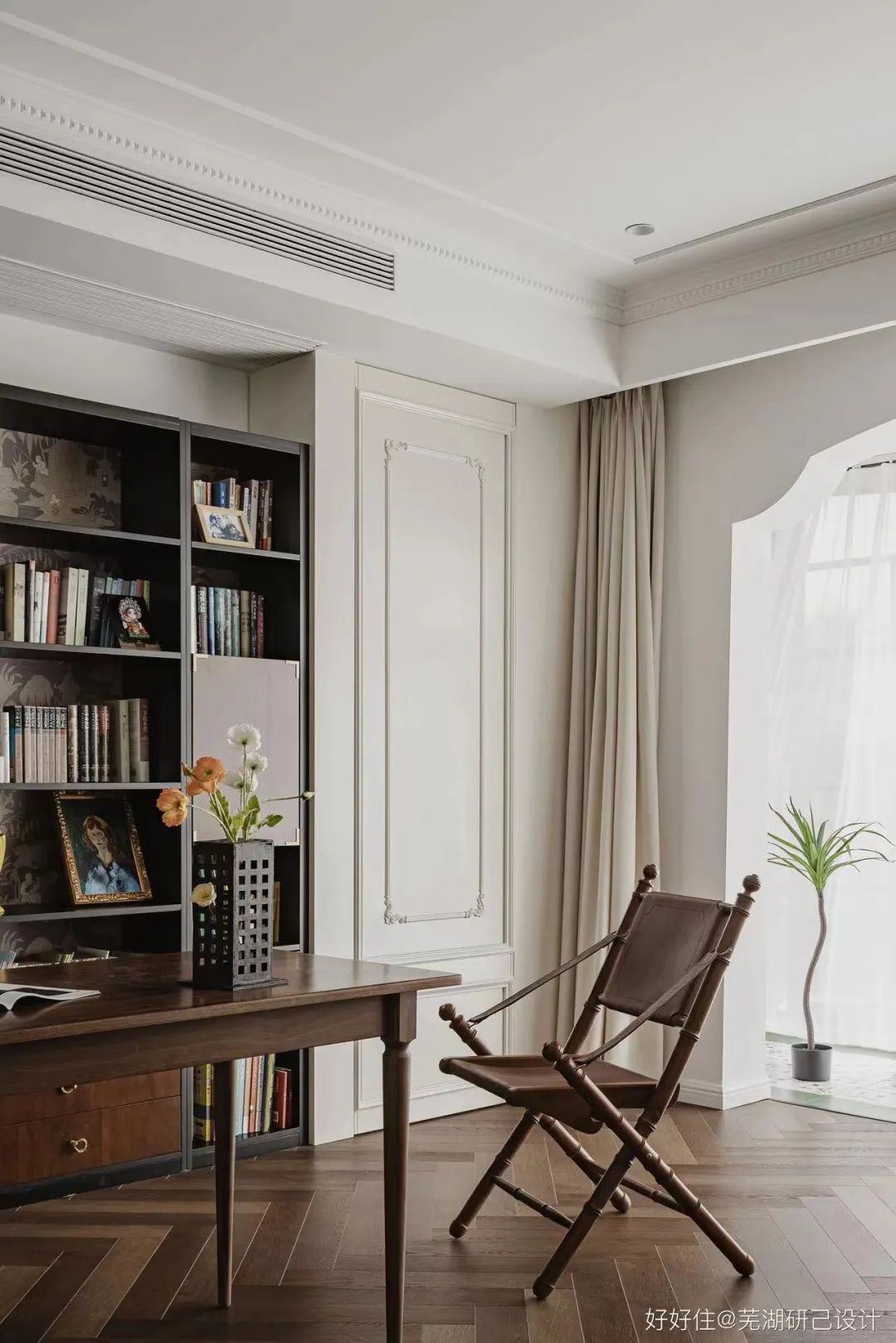 入户门正对次卧户型,长条户型进门对着次卧