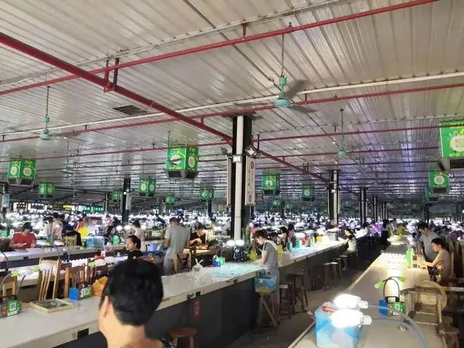 翡翠原石直播间被坑全过程,对庄翡翠原石直播间靠谱吗