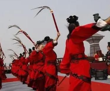 汉朝皇宫是长乐宫还是未央宫,汉朝未央宫有哪几个殿