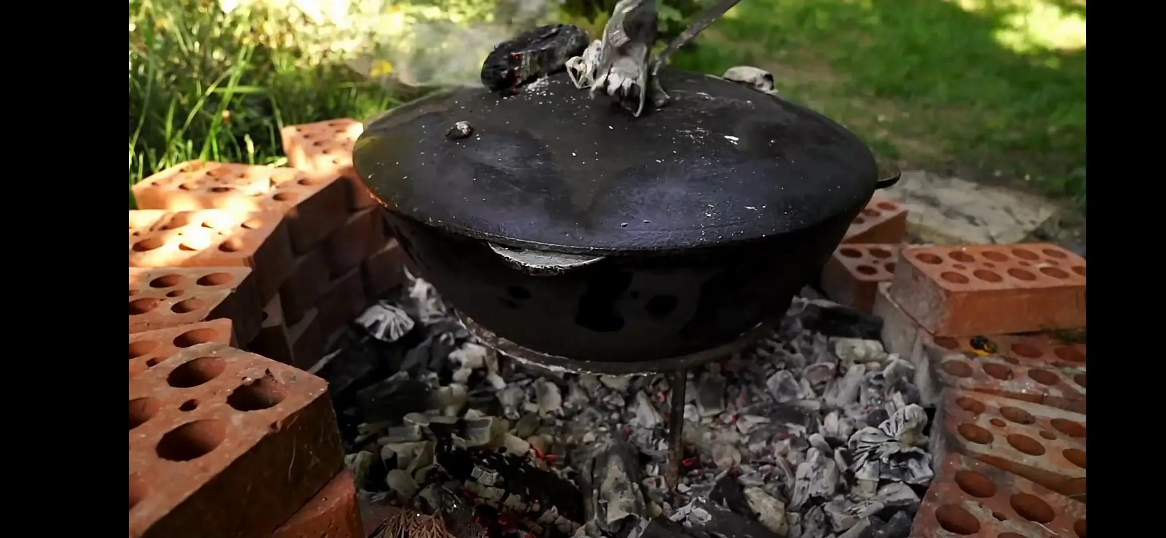 鸡腿手抓饭最正宗的做法,新疆锅巴抓饭的正宗做法