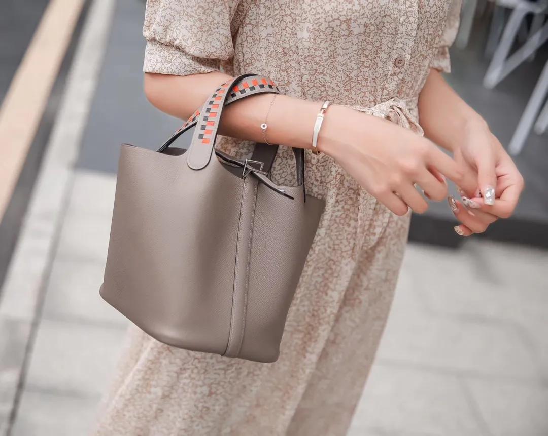 爱马仕菜篮子购买教程,爱马仕菜篮子上手效果