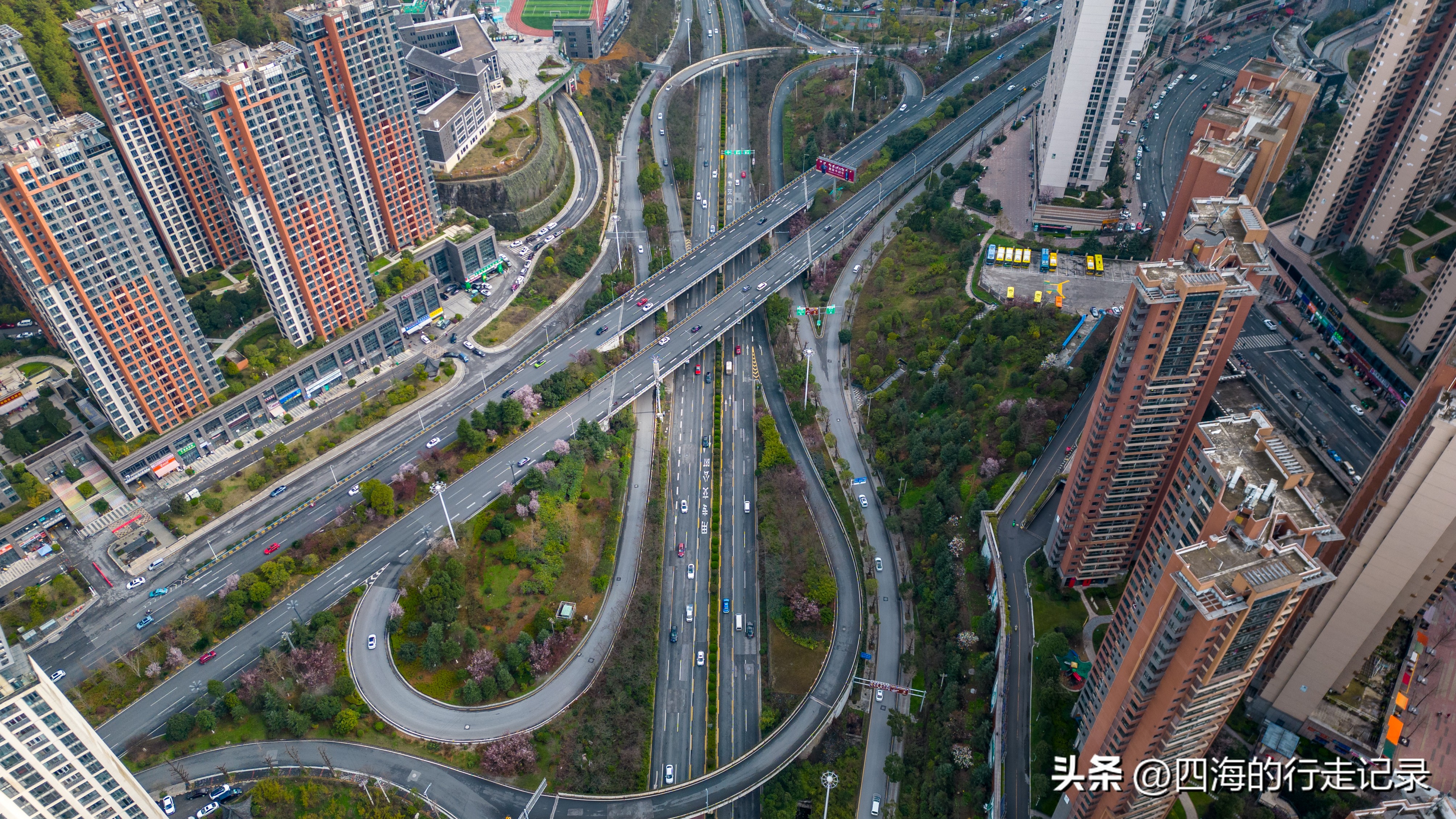 贵阳市未来方舟航拍视频,贵阳市未来方舟云岩航拍