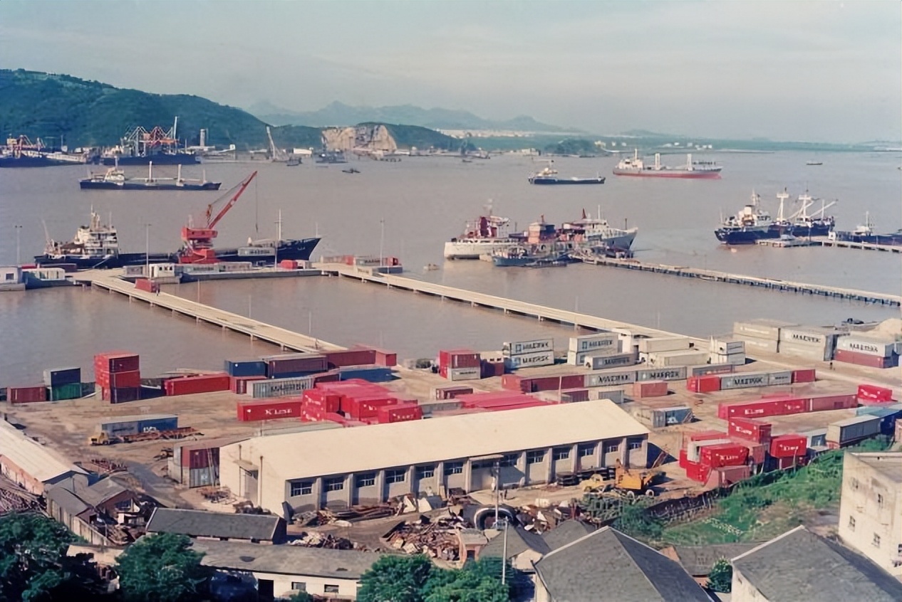 美国垃圾为何让中国清理？我国拒收洋垃圾后，欧洲国家乱做一团