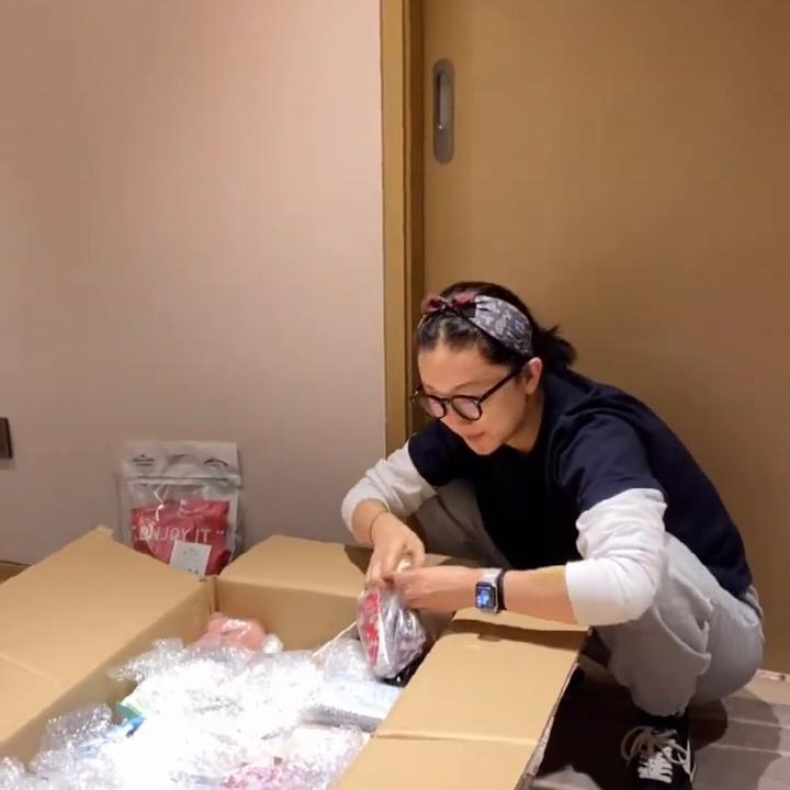 开箱盲盒,开箱苹果13