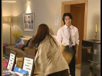 董洁拍白领公寓片段神颜,二十年后再看经典电视剧