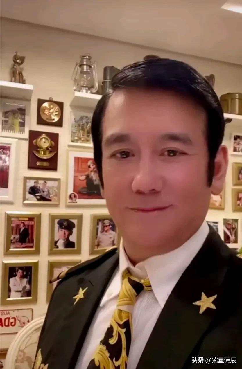 他80年代就能赚百万，50多岁娶俄罗斯美女，两人相差30多岁