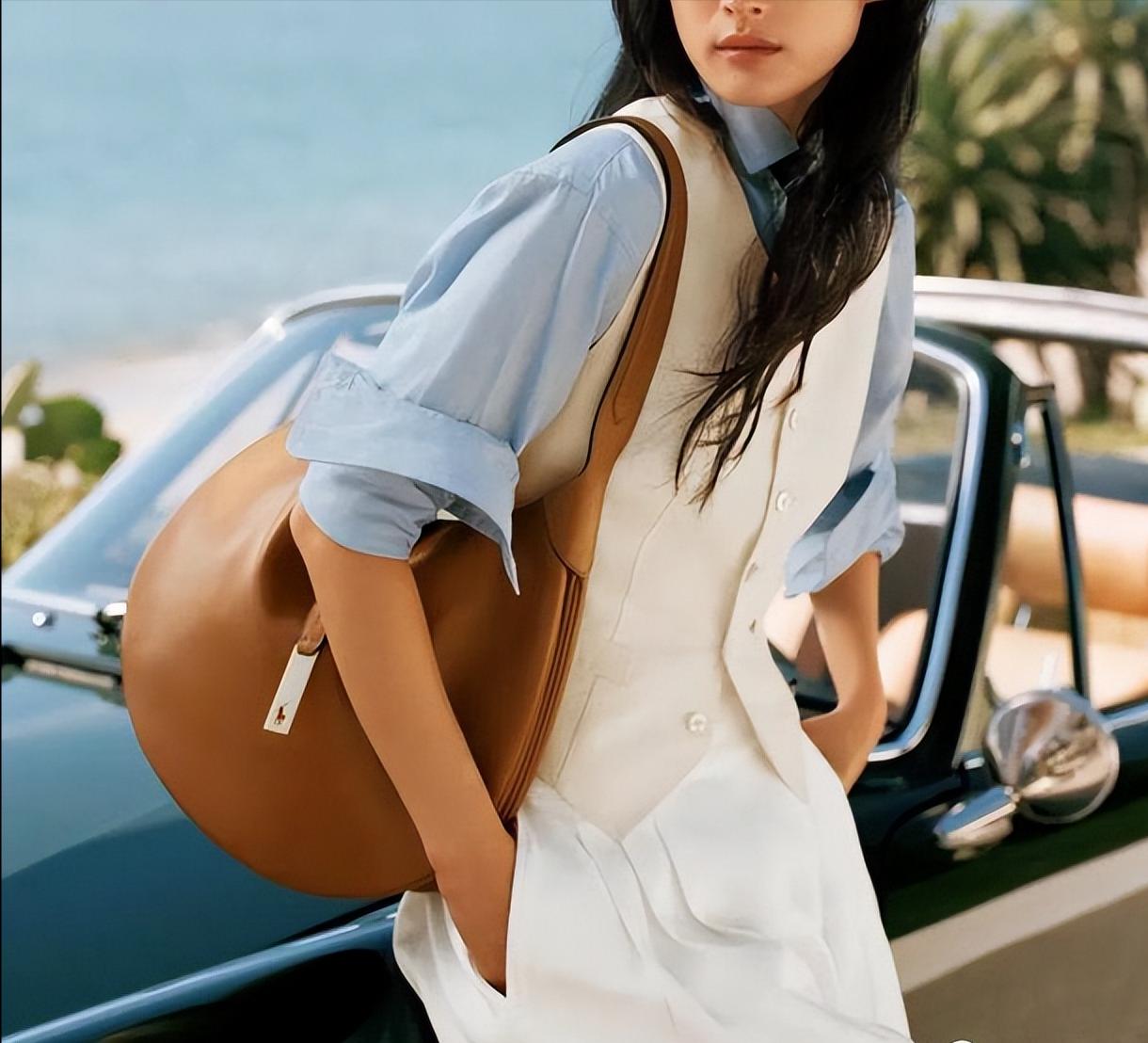 包包百搭老钱风,最近流行的10款包包