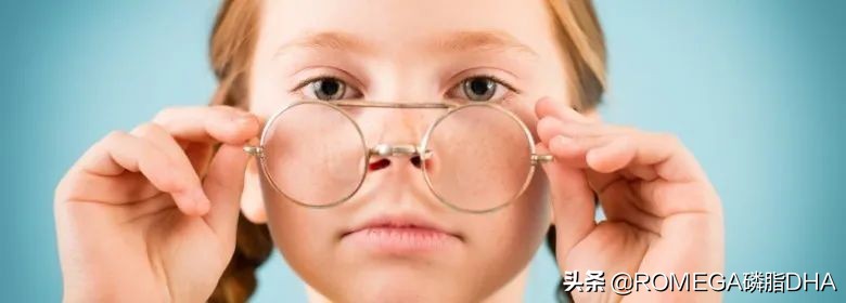 长期戴防蓝光眼镜对眼睛有影响吗,经常戴眼镜眼睛有什么变化吗