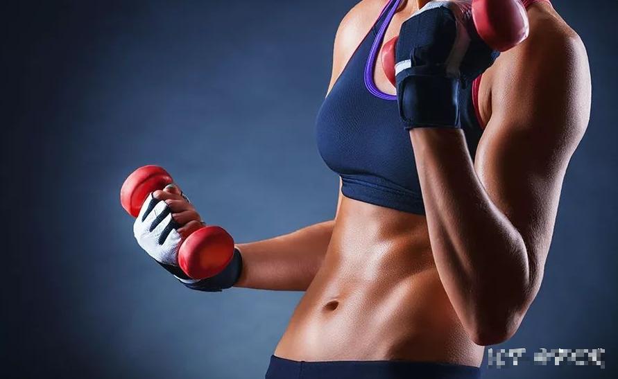 怎样使用划船机不伤膝盖,划船机如何不用腰发力