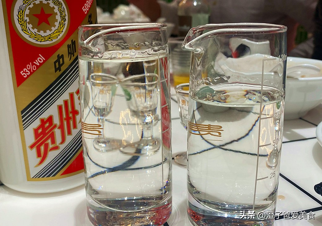 喝白酒需要用什么醒酒,白酒也需要醒酒你知道吗