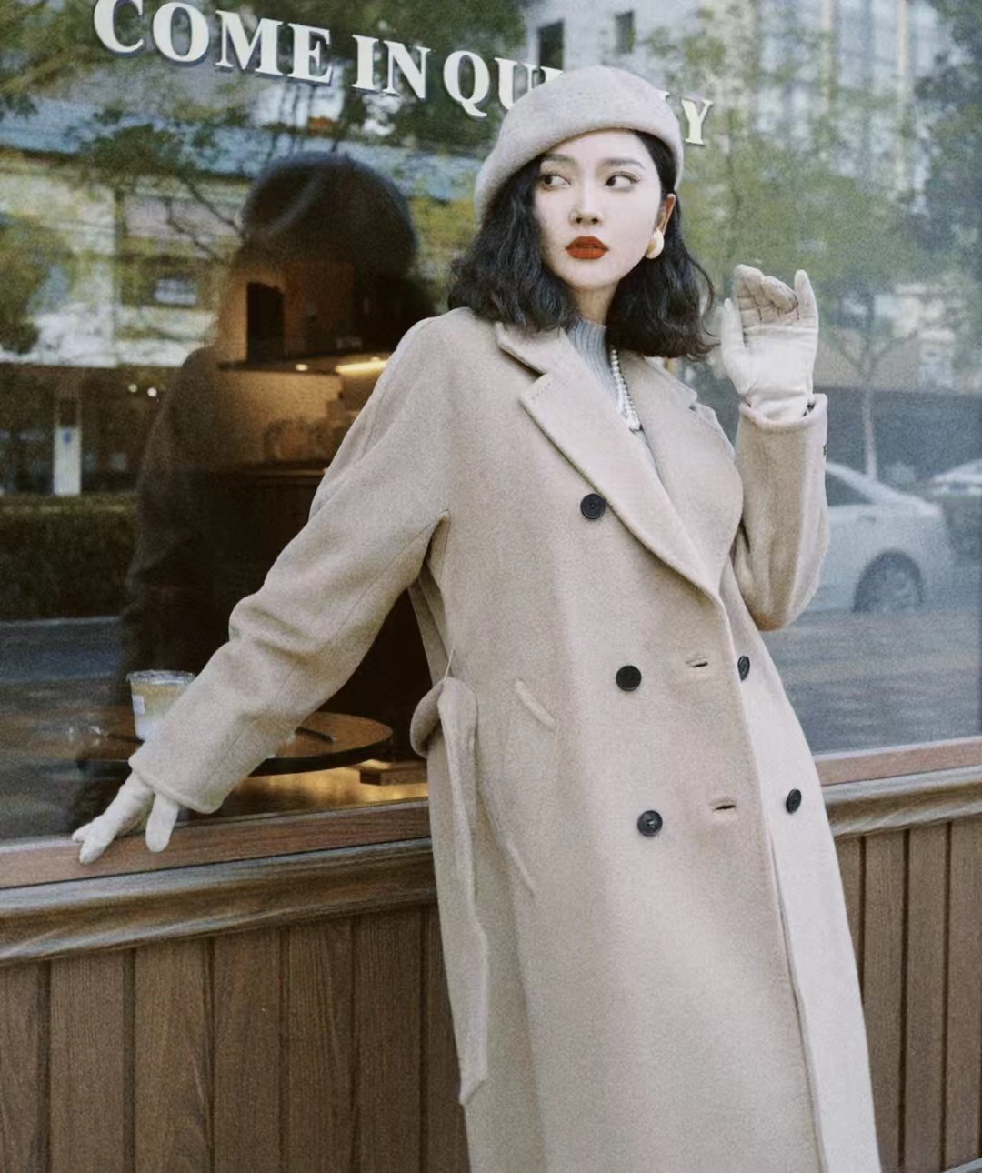 法式穿搭高级气质40岁,27套最时髦的优雅法式风穿搭