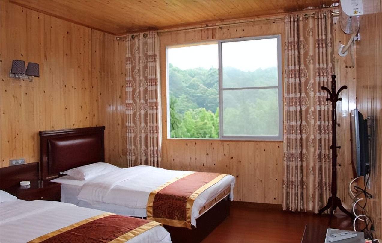 自驾游住经济实惠酒店攻略,自驾游怎么找到便宜的酒店