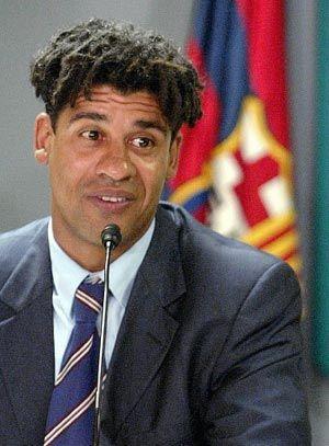 梅西经历过几个教练,梅西生涯最重要的贵人