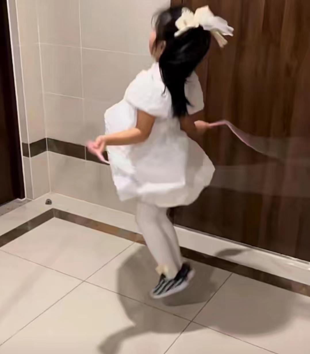 6岁女孩一年长高2cm正常吗,6岁女童平均每年长几公分正常