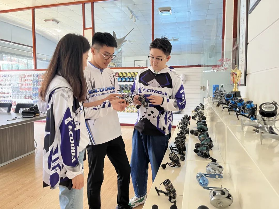 强信心稳增长促发展,强信心稳经济促发展