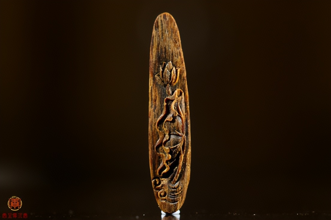 每个人脸上都有一个永不休息的“劳模”，值得我们用沉香滋养