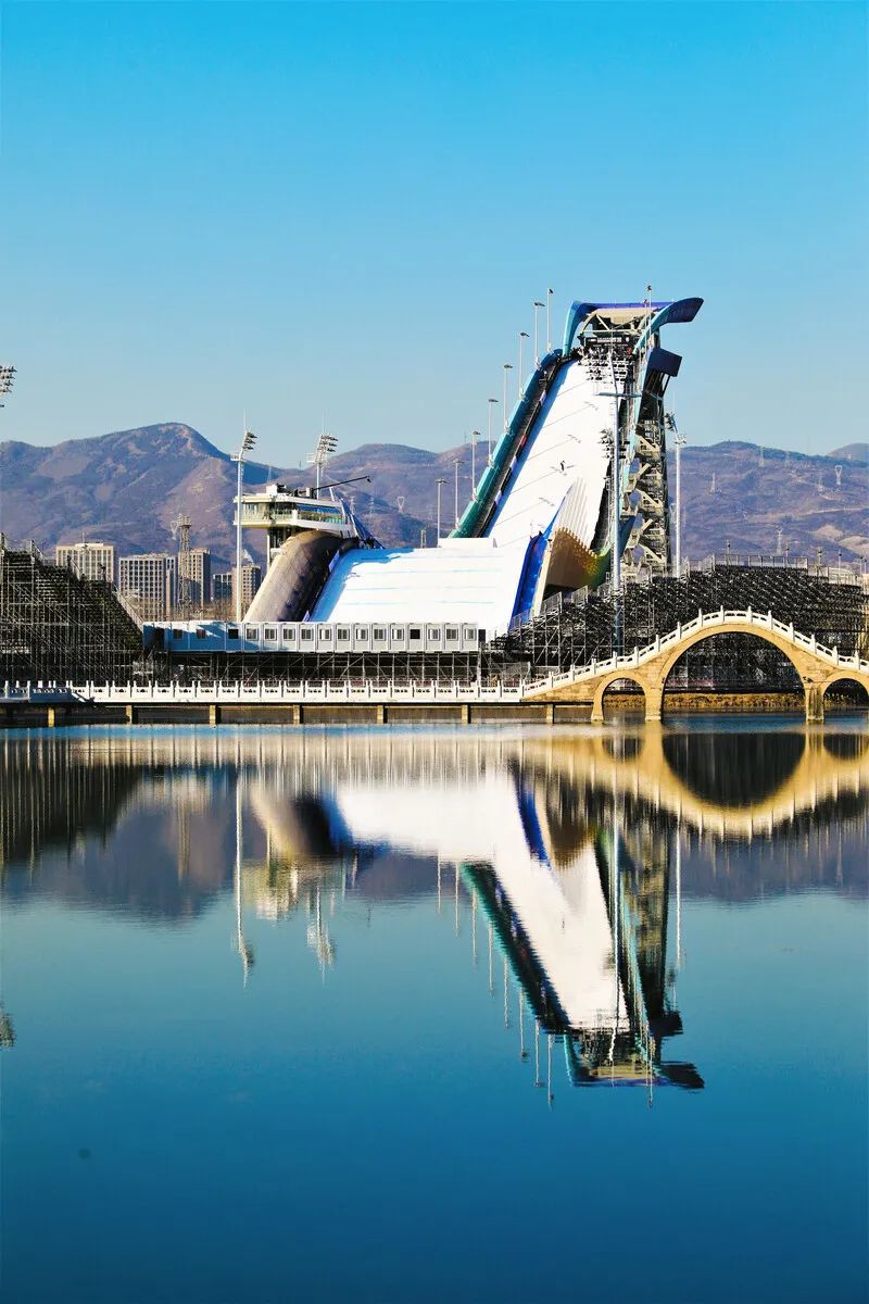 首钢最新转型消息,谷爱凌首钢大跳台夺冠完整视频