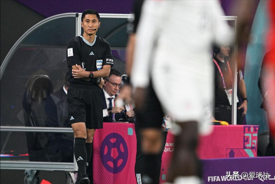 马宁什么时候担任国际级主裁判,马宁再担任第四官员