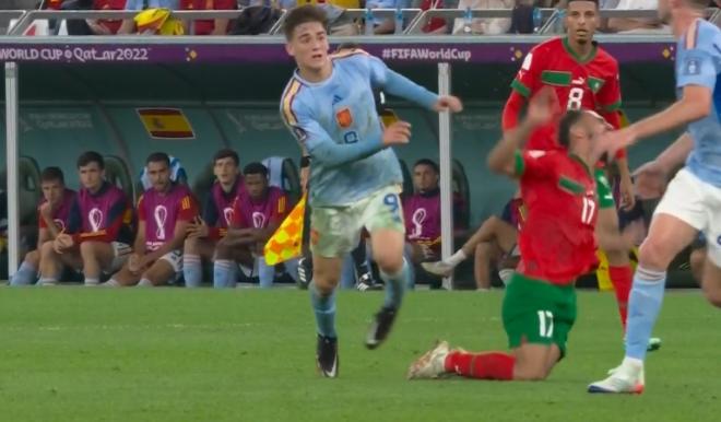 西班牙0:3,西班牙0-3摩洛哥犯规