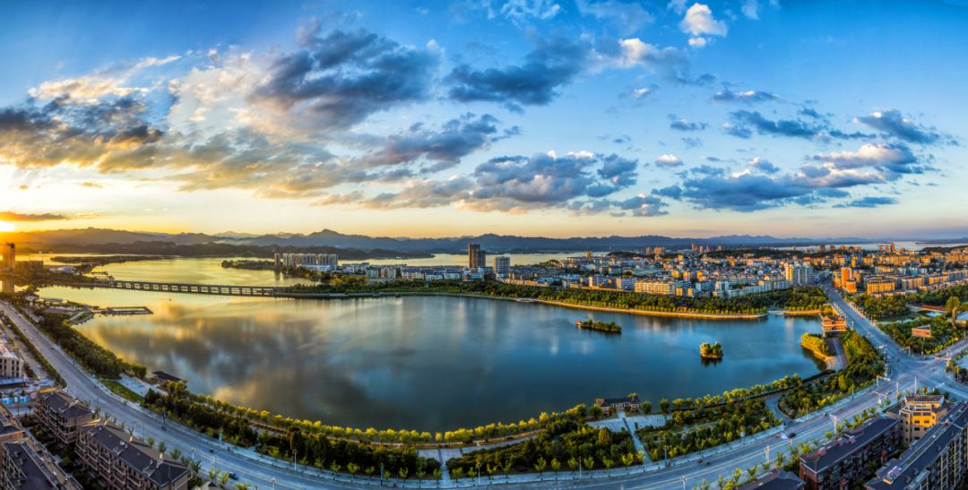 给你一个爱上乌兰察布的理由,给你一个喜欢我的理由