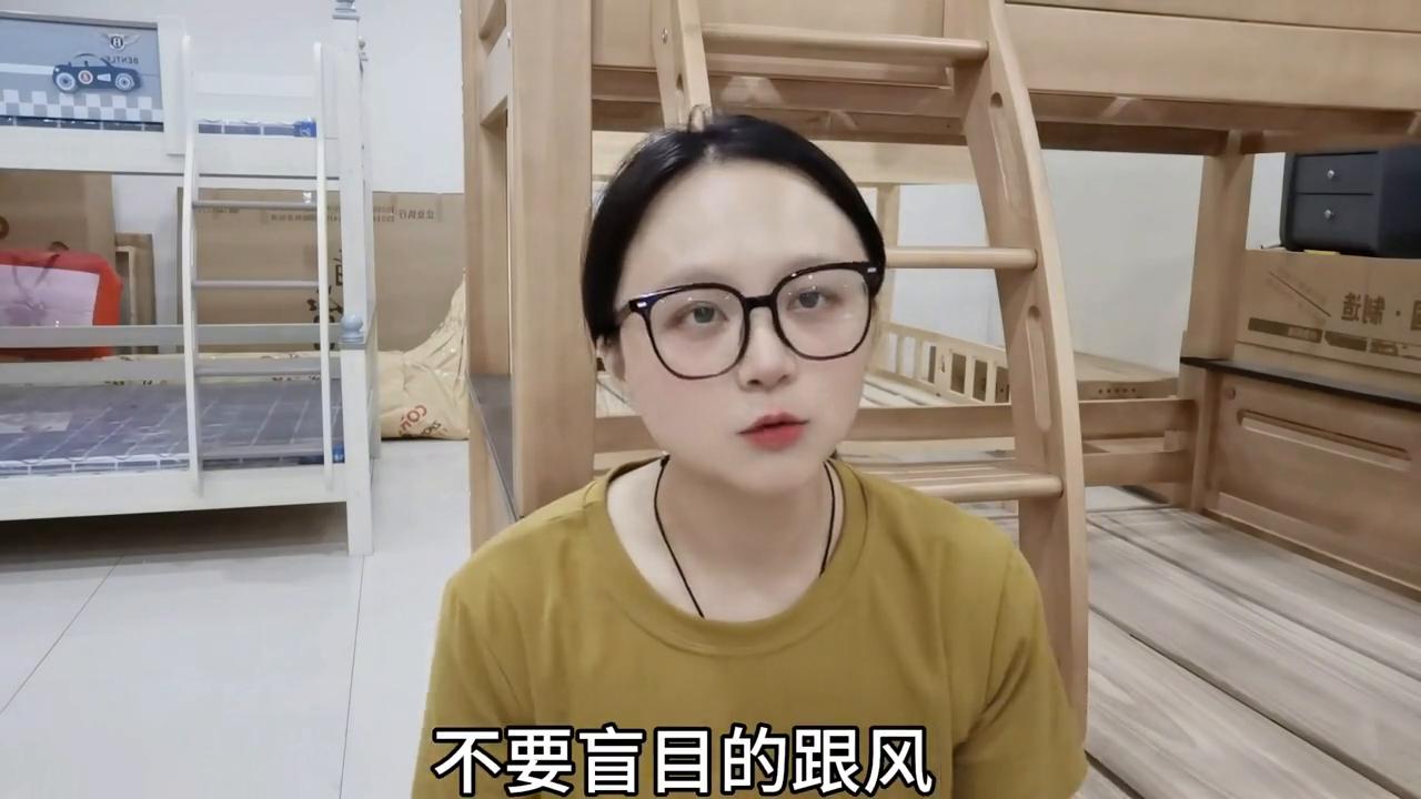 装修房子家具多少钱合适,100平轻奢装修无家具大概多少钱