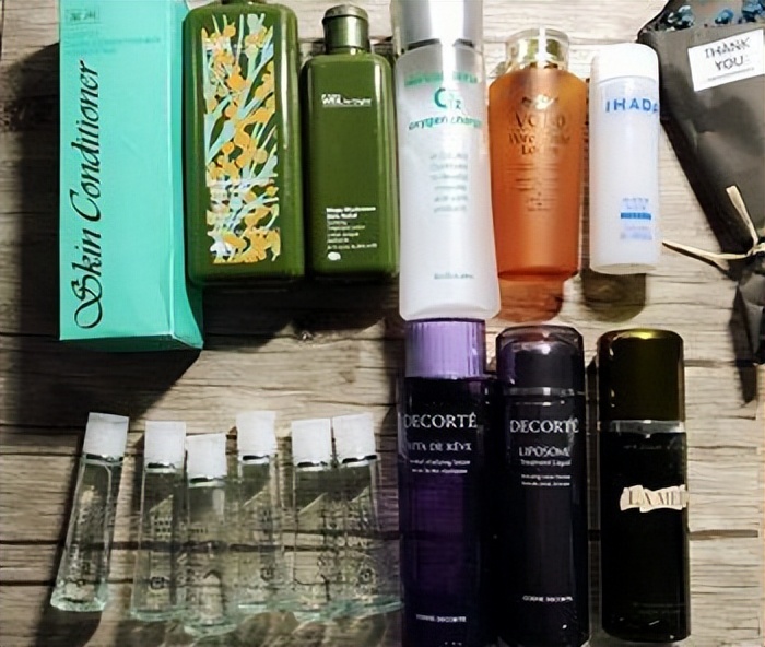 皮肤粗糙暗沉毛孔粗大怎么改善,改善皮肤毛孔粗大变白的洗面奶