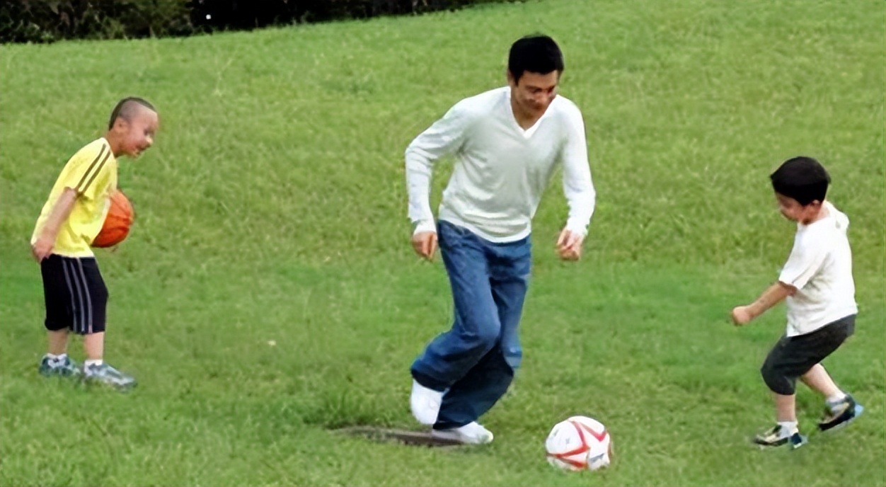 你从未见过的四大天王同台舞蹈,你从未见过的足球运动员第一视角