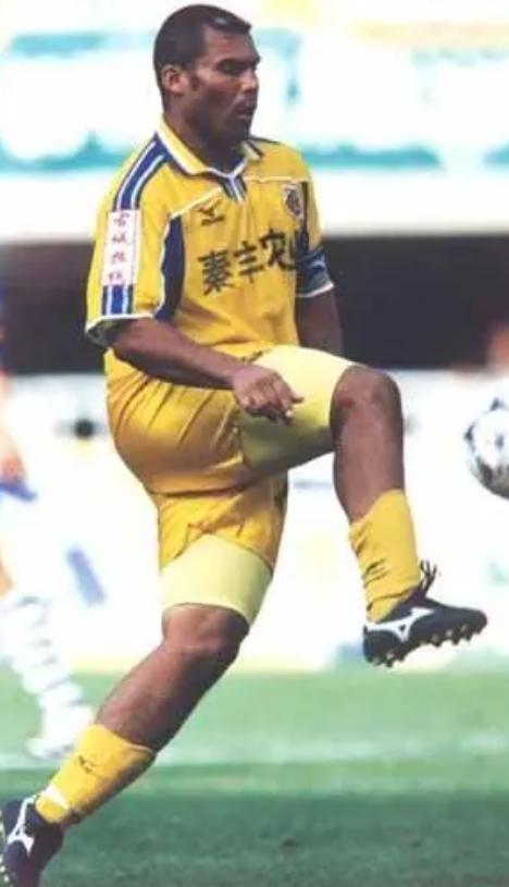 2003年甲a足球排名,甲a历届金靴一览表