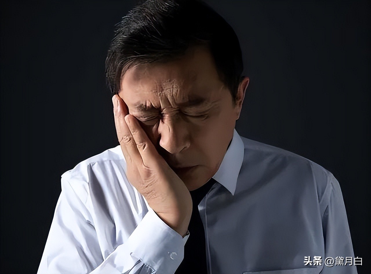 义乌永久下架槟榔，歌手傅松曾嚼槟榔6年患癌离世，生前脸部溃烂